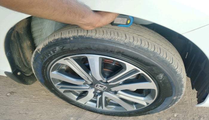 2024 Honda Amaze 1.2L I-VTEC VX, Petrol, Manual, 17,780 km, tyre