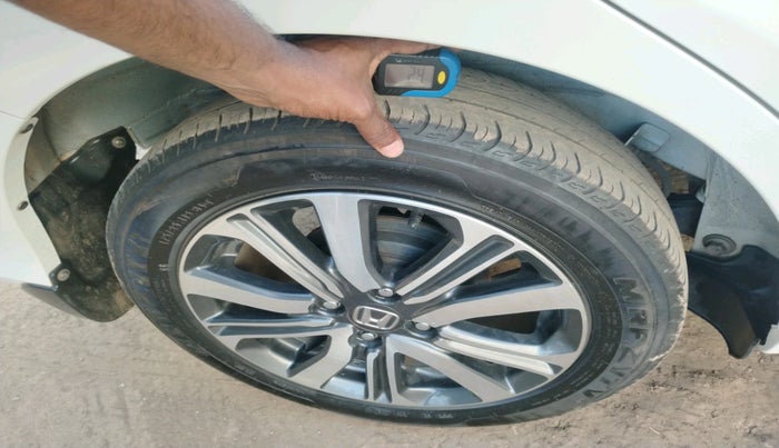 2024 Honda Amaze 1.2L I-VTEC VX, Petrol, Manual, 17,780 km, tyre