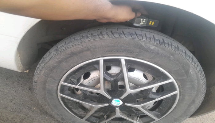 2013 Tata Indica Vista LS QUADRAJET, Diesel, Manual, 1,82,445 km, tyre