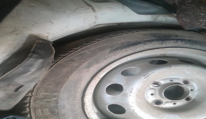 2013 Tata Indica Vista LS QUADRAJET, Diesel, Manual, 1,82,445 km, tyre