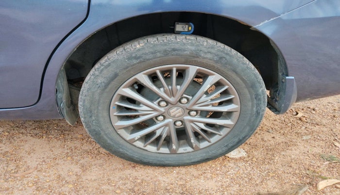 2019 Maruti Ertiga ZXI+ SHVS, Petrol, Manual, 64,650 km, tyre