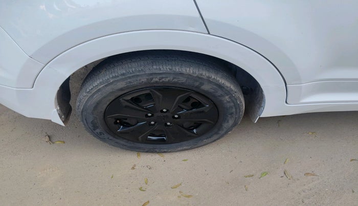 2018 Hyundai Creta E PLUS 1.6 PETROL, Petrol, Manual, 44,289 km, tyre