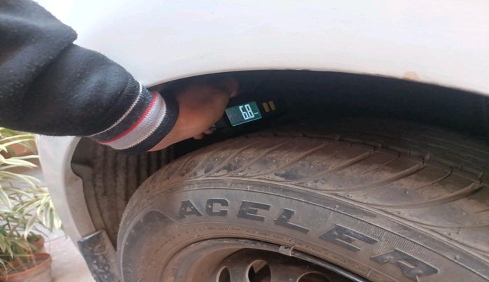 2014 Hyundai i20 ASTA 1.2, Petrol, Manual, 26,535 km, tyre