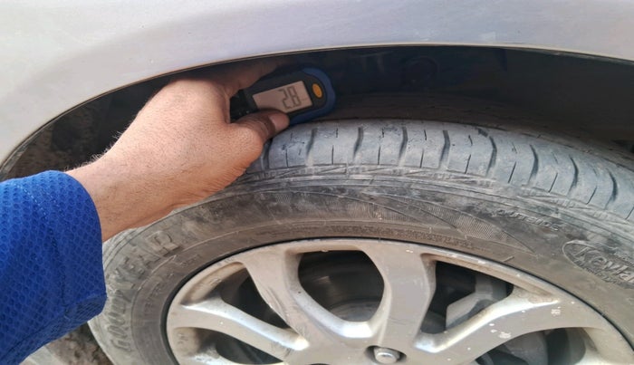 2015 Honda Amaze 1.2L I-VTEC VX, Petrol, Manual, 37,565 km, tyre