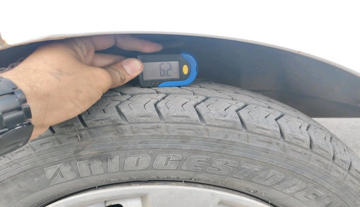 2021 Maruti Eeco 5 STR WITH A/C+HTR, CNG, Manual, 1,42,275 km, tyre