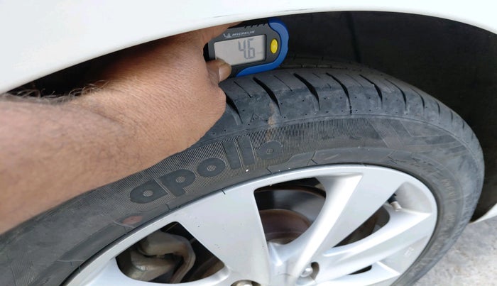 2011 Hyundai Verna FLUIDIC 1.6 VTVT SX, Petrol, Manual, 83,207 km, tyre