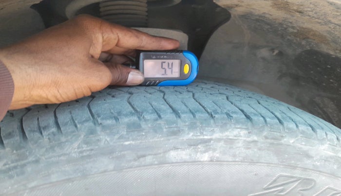 2015 Mahindra XUV500 W6, Diesel, Manual, 1,57,894 km, tyre