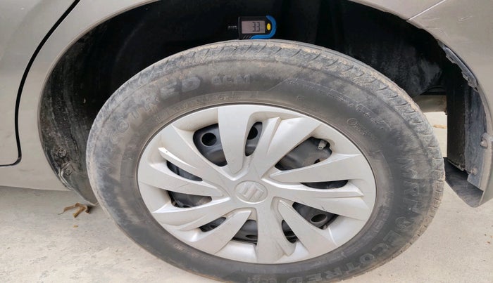 2024 Maruti Swift VXi (O) AMT, Petrol, Automatic, 33,447 km, tyre