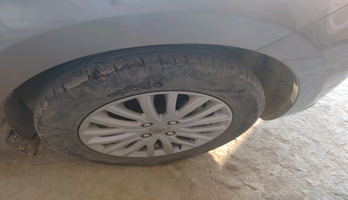 2022 Maruti Dzire ZXI, Petrol, Manual, 21,389 km, tyre