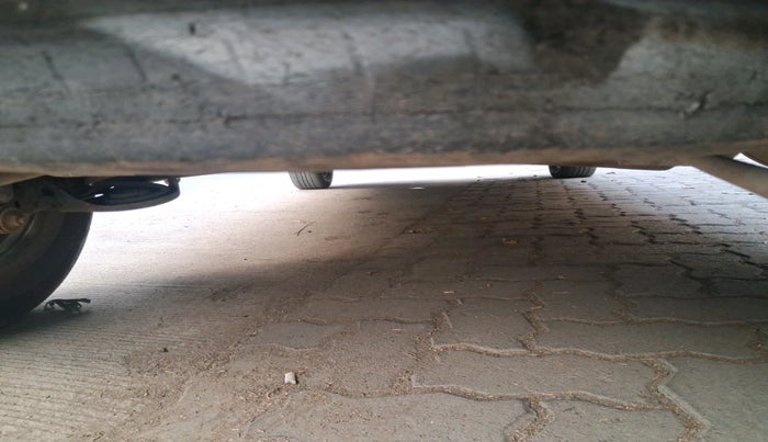 2013 Maruti Ertiga VDI, Diesel, Manual, 2,19,108 km, tyre