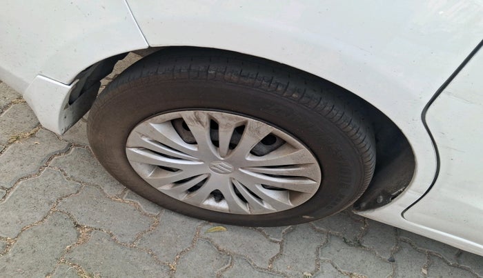 2013 Maruti Ertiga VDI, Diesel, Manual, 2,19,108 km, tyre