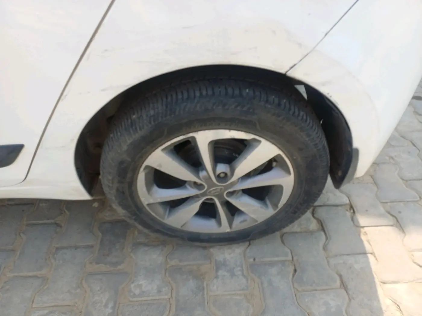2016 Hyundai Elite i20 ASTA 1.4 CRDI, Diesel, Manual, 83,209 km, tyre