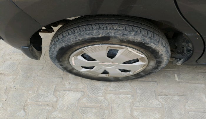 2024 Maruti Alto K10 VXI PLUS, Petrol, Manual, 20,457 km, tyre