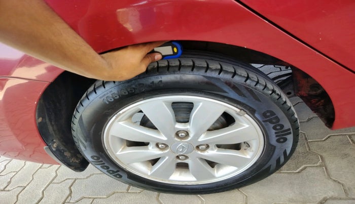 2016 Hyundai Xcent SX 1.2, Petrol, Manual, 76,572 km, tyre