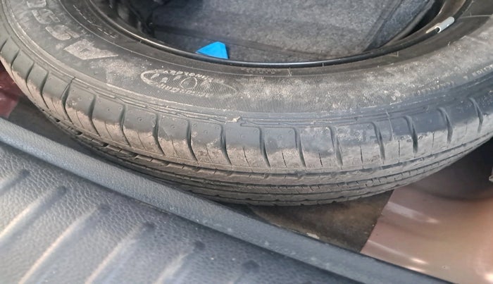 2020 KIA SELTOS HTK PLUS 1.5, Petrol, Manual, 38,100 km, tyre