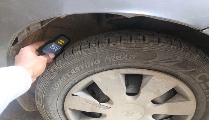 2012 Maruti Wagon R 1.0 LXI, Petrol, Manual, 67,346 km, tyre