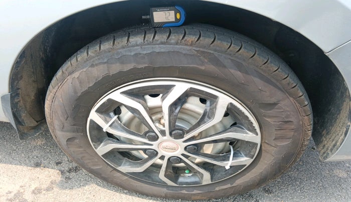 2022 Hyundai NEW SANTRO MAGNA, Petrol, Manual, 34,825 km, tyre