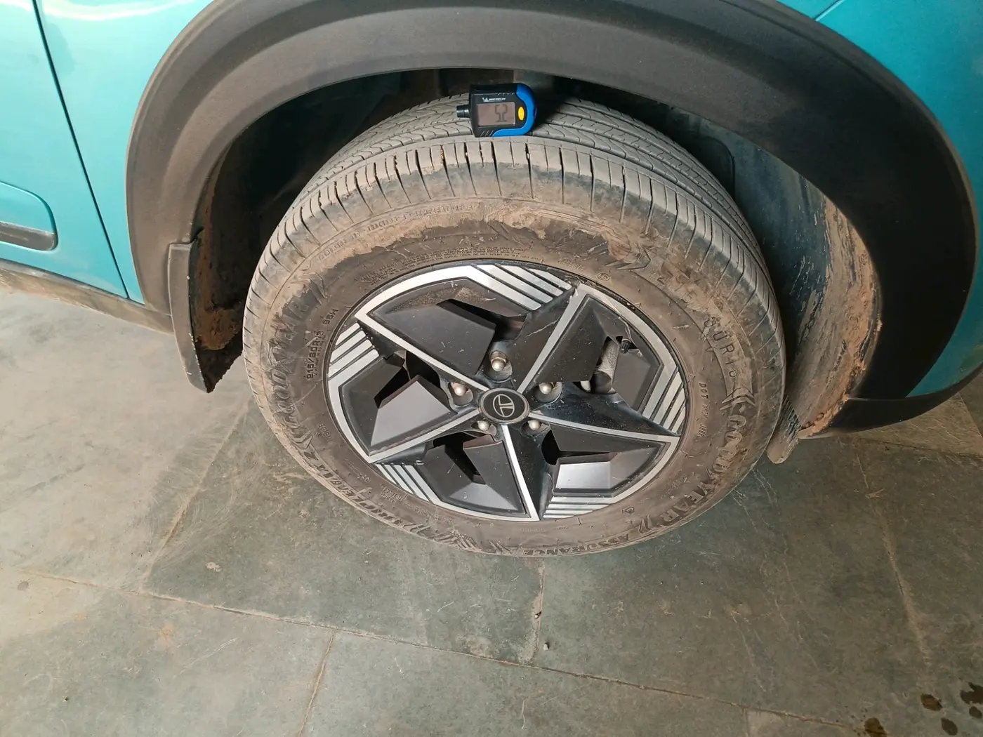 2024 Tata NEXON CREATIVE + 1.2 PETROL, Petrol, Manual, 20,000 km, tyre