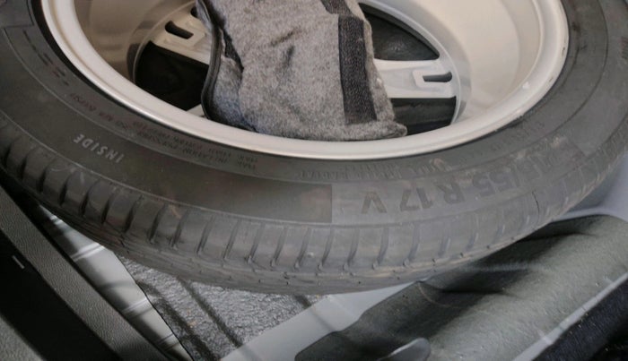 2024 MG ZS EV Excite Pro, Electric, Automatic, 18,403 km, tyre