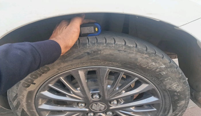 2019 Maruti Ertiga ZXI+ SHVS, Petrol, Manual, 90,043 km, tyre