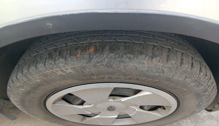 2016 Mahindra XUV500 W6 AT 1.99, Diesel, Automatic, 78,933 km, tyre