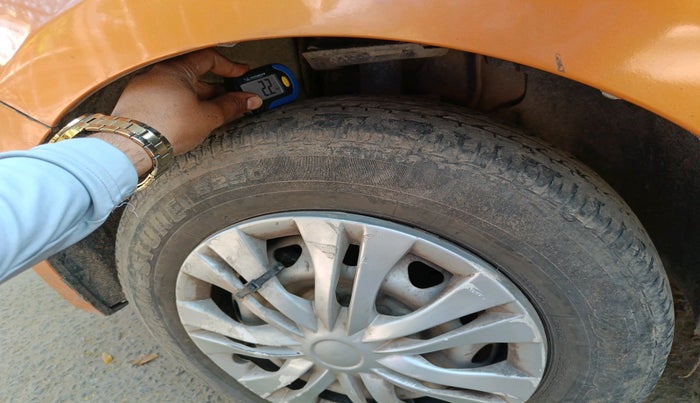 2018 Tata Tiago XE PETROL, Petrol, Manual, 23,351 km, tyre