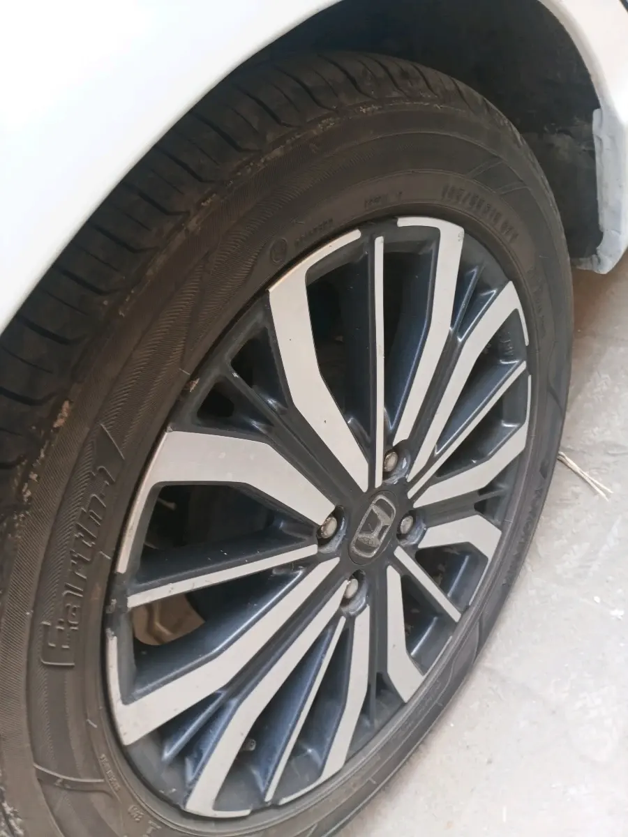 2018 Honda City 1.5L I-VTEC VX, CNG, Manual, 1,05,500 km, tyre