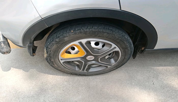 2020 Tata NEXON XE PETROL, Petrol, Manual, 53,824 km, tyre