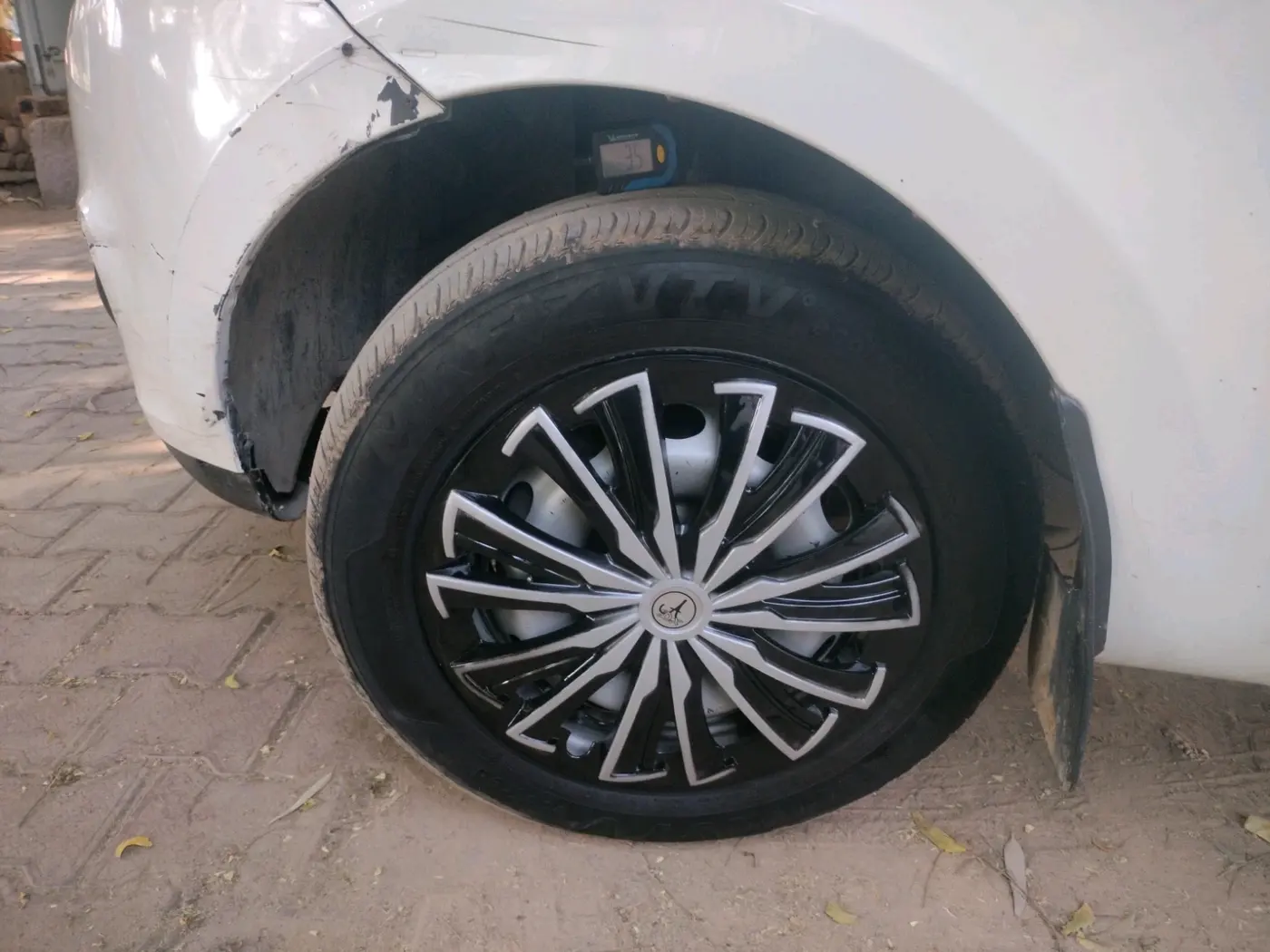 2019 Tata Zest XE 75PS DIESEL, Diesel, Manual, 91,219 km, tyre