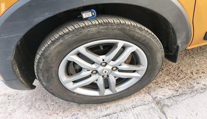 2023 Renault TRIBER RXZ, Petrol, Manual, 10,931 km, tyre