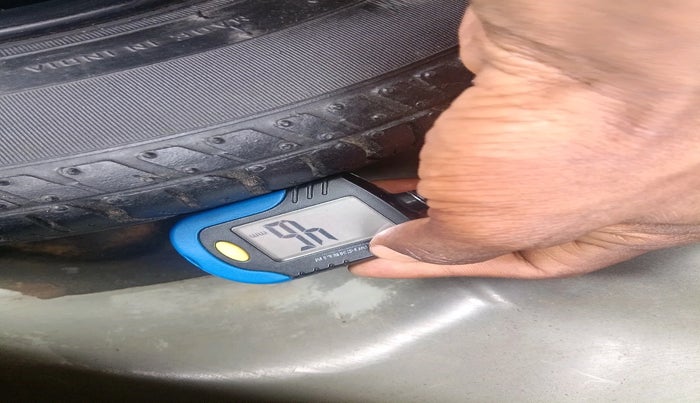 2019 Maruti Alto K10 VXI, Petrol, Manual, 21,759 km, tyre