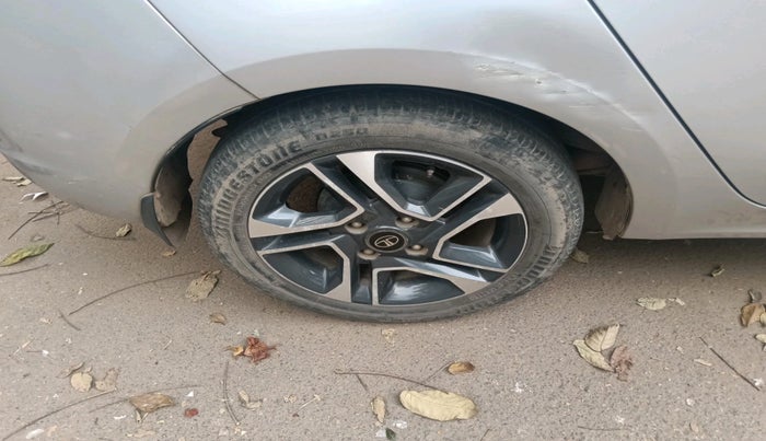 2017 Tata TIGOR XZ (O) PETROL, Petrol, Manual, 25,997 km, tyre