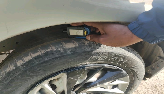 2016 Maruti Celerio VXI CNG, CNG, Manual, 96,948 km, tyre