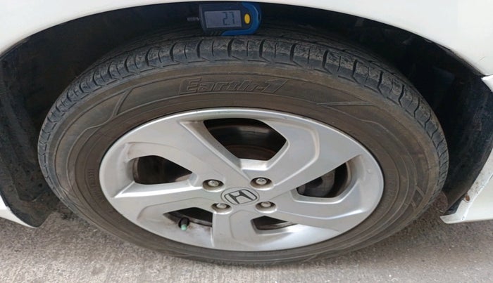 2014 Honda City 1.5L I-VTEC V MT, CNG, Manual, 66,626 km, tyre