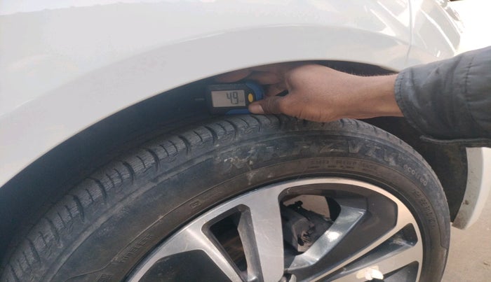 2021 Tata ALTROZ XZ PETROL, Petrol, Manual, 42,308 km, tyre