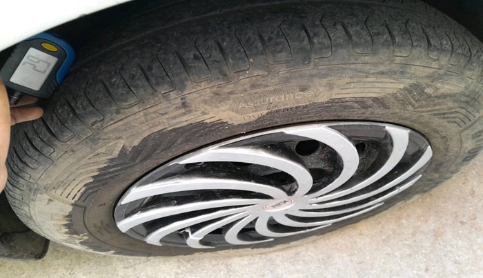 2018 Maruti Dzire VDI, Diesel, Manual, 1,04,470 km, tyre