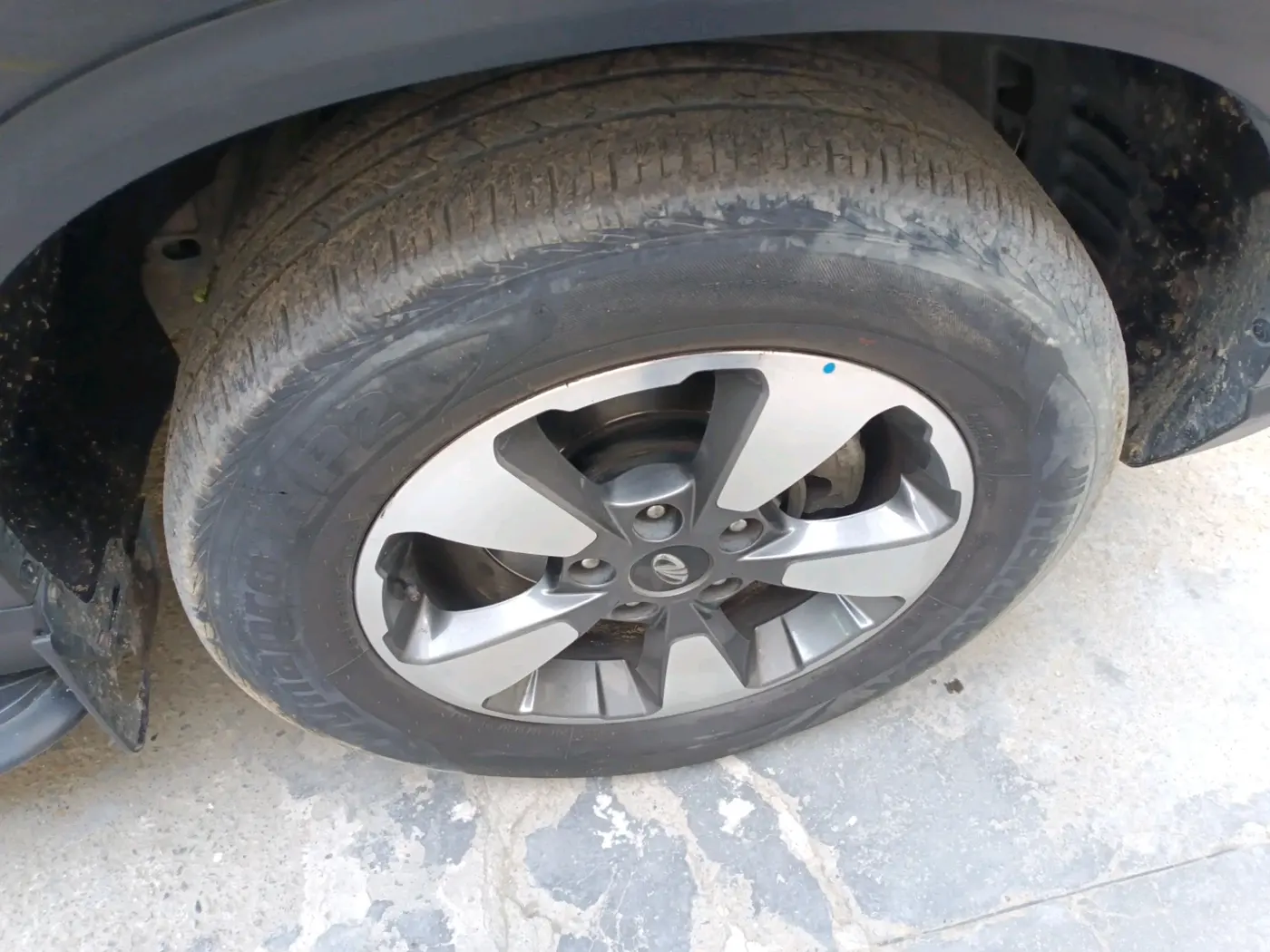 2019 Mahindra ALTURAS G4 4WD AT, Diesel, Automatic, 54,895 km, tyre