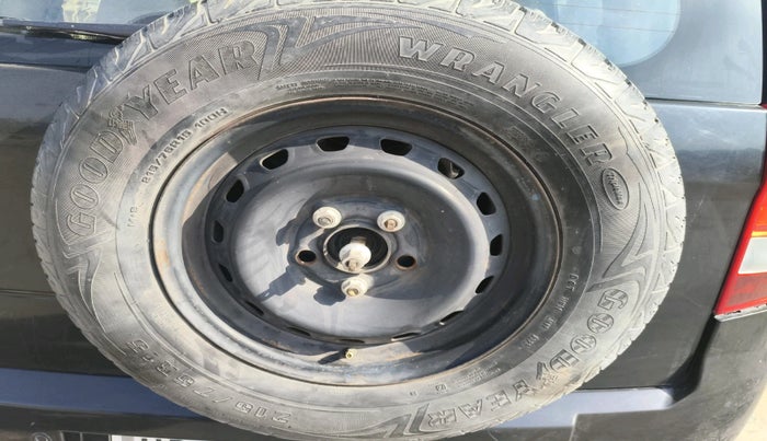 2023 Mahindra BOLERO NEO N8 R, Diesel, Manual, 49,172 km, tyre