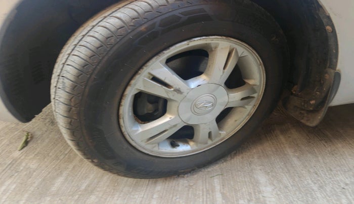 2011 Hyundai i20 ASTA 1.2, Petrol, Manual, 1,08,455 km, tyre