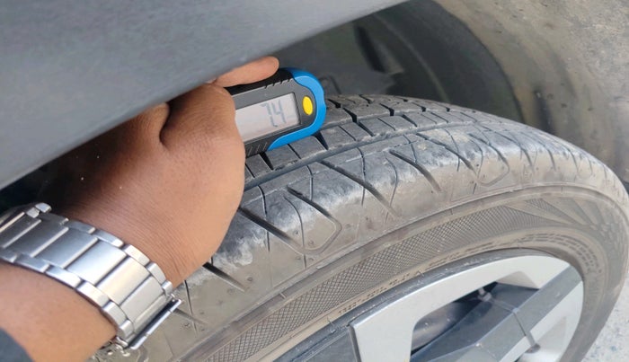 2021 Nissan MAGNITE XE, CNG, Manual, 33,801 km, tyre