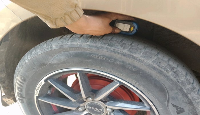 2015 Hyundai i20 SPORTZ 1.4 AT, Petrol, Automatic, 41,149 km, tyre