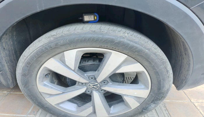 2022 Volkswagen TAIGUN TOPLINE 1.0 TSI AT, Petrol, Automatic, 8,537 km, tyre