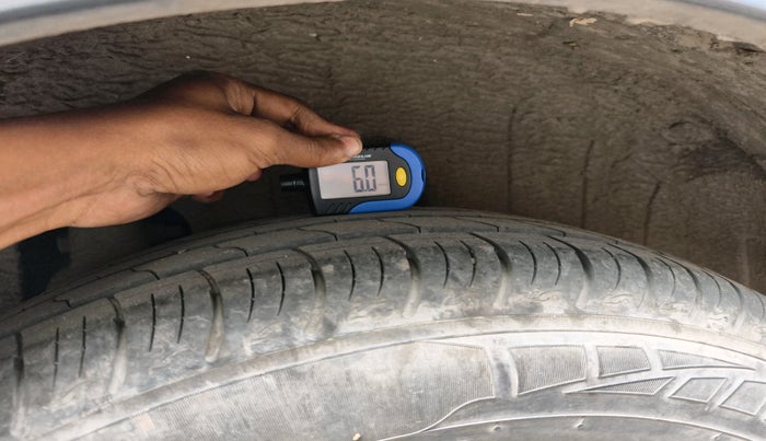 2022 Mahindra XUV300 W6 1.2 PETROL, Petrol, Manual, 19,173 km, tyre