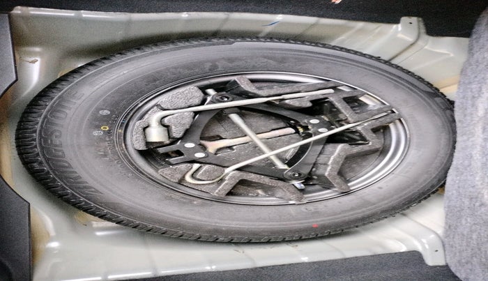 2021 Tata ALTROZ XZ PETROL, Petrol, Manual, 37,417 km, tyre