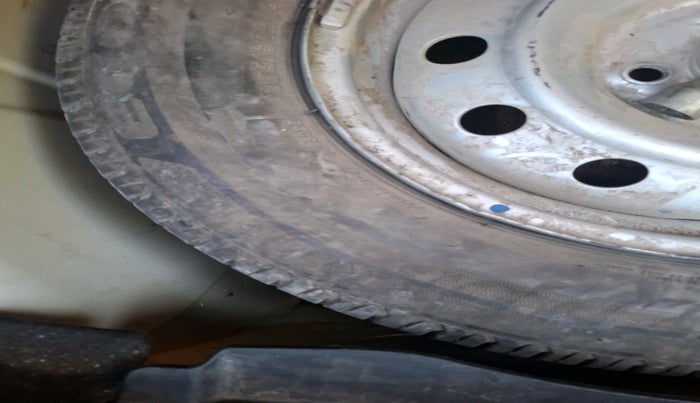 2012 Maruti Swift Dzire VXI, Petrol, Manual, 89,046 km, tyre