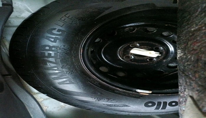 2014 Hyundai i20 SPORTZ 1.2, Petrol, Manual, 93,731 km, tyre