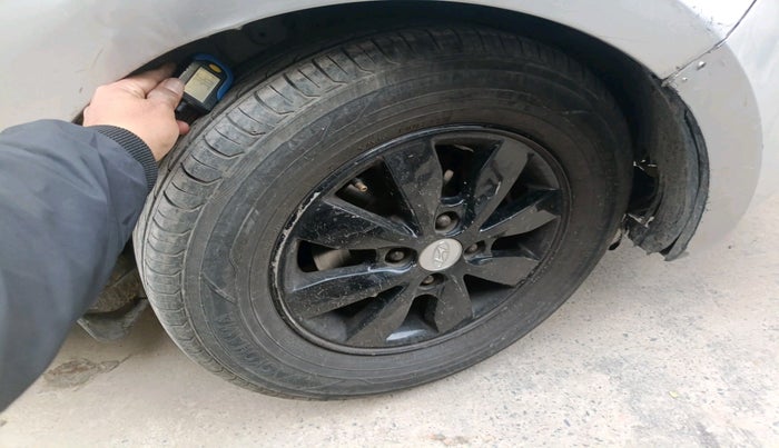 2014 Hyundai i20 SPORTZ 1.2, Petrol, Manual, 93,731 km, tyre