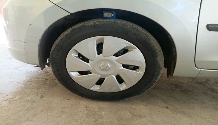 2015 Maruti Celerio VXI AMT, Petrol, Automatic, 70,645 km, tyre