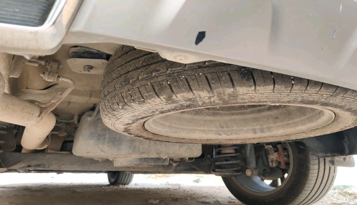 2022 MG HECTOR PLUS SHARP 2.0 DIESEL TURBO MT 6-STR DUAL TONE, Diesel, Manual, 99,148 km, tyre