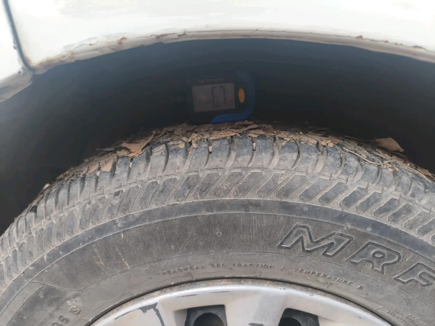 2015 Maruti Ritz VXI, Petrol, Manual, 57,881 km, tyre